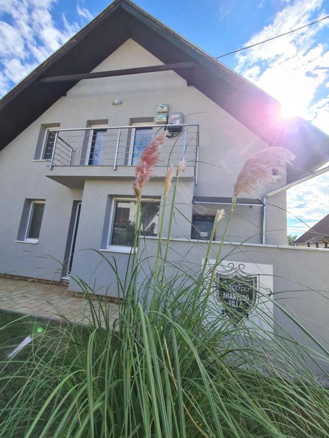 Aranyeso Apartmanhazak No.1 발라톤알마디 외부 사진